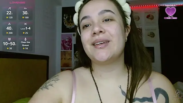 Snapshot of Nova-Satela chatting on 2, 6, 2026 Nova-Satela online show from 2, 6, 2026