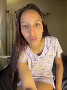 Snapshot of Eve_Ritz chatting on 6, 6, 2026 Eve Ritz online show from 6, 6, 2026