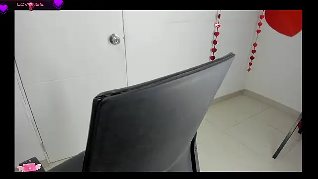 Jessica Beltrann online show from 25, 2, 2026