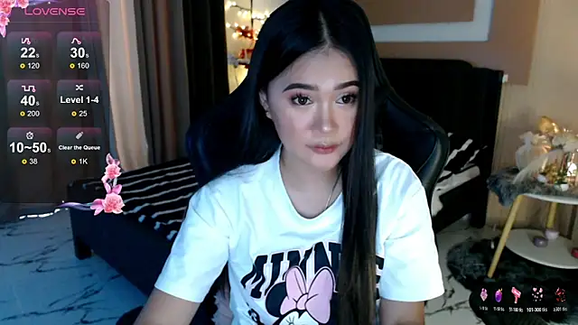 Snapshot of simplykhate chatting on 17, 5, 2026 simplykhate online show from 17, 5, 2026