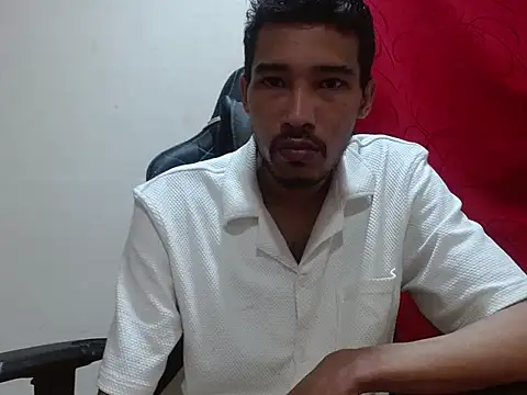 Calientes96 online show from 13, 2, 2026