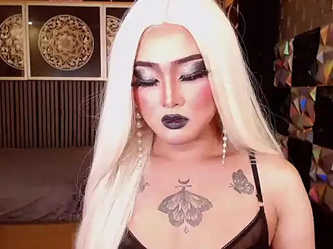 SeductiveJilianTS online show from 12, 4, 2026