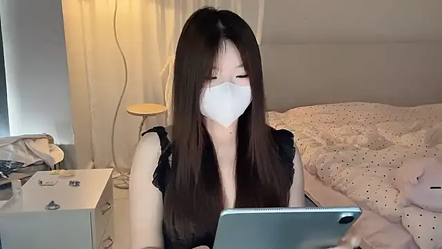 Snapshot of _xiaoxinxin_ chatting on 18, 6, 2026 xiaoxinxin online show from 18, 6, 2026