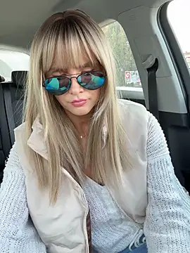 NaughtyNinky online show from 1, 4, 2026