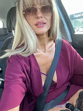 NaughtyNinky online show from 6, 6, 2026