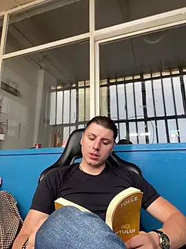 allee2206 online show from 26, 4, 2026