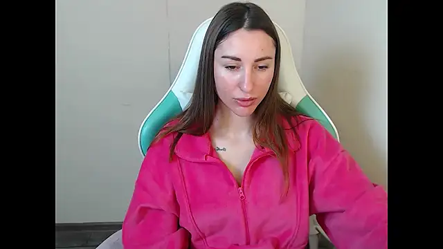 cammila horn online show from 2, 3, 2026