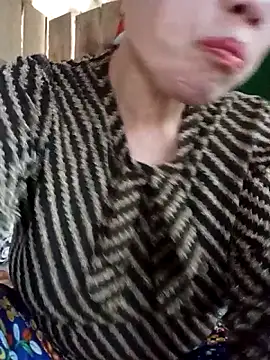 Agnes-baby online show from 15, 4, 2026