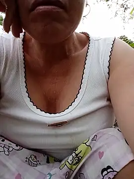 Snapshot of Agnes-baby chatting on 7, 6, 2026 Agnes-baby online show from 7, 6, 2026