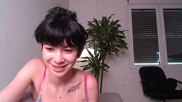 Marley Queen online show from 28, 7, 2026