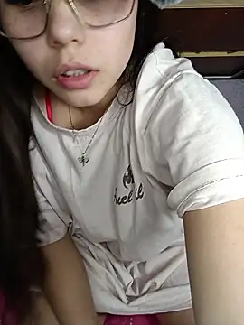 Snapshot of Sexyhanna14 chatting on 15, 7, 2026 Sexyhanna14 online show from 15, 7, 2026