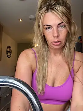 Scarlett the girlnextdoor online show from 19, 5, 2026