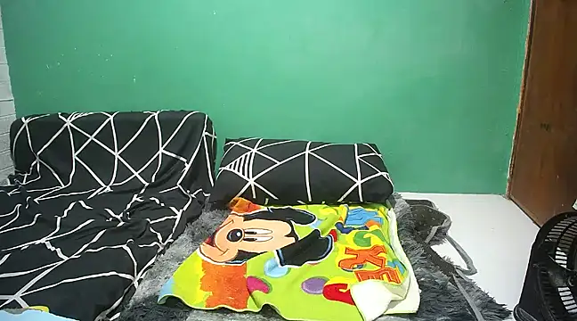 Snapshot of amazingpinay chatting on 30, 1, 2025 amazingpinay online show from 30, 1, 2025