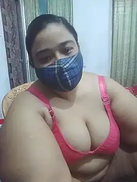 Snapshot of momo_loves chatting on 18, 4, 2026 momo loves online show from 18, 4, 2026