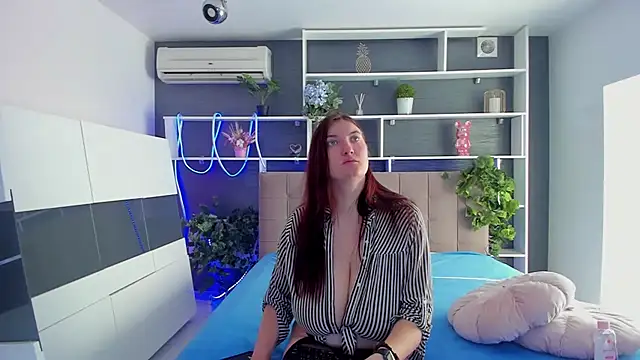 StephieRousee online show from 11, 3, 2026