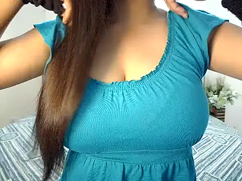 Snapshot of Secret_Sarikaa chatting on 23, 4, 2026 Secret Sarikaa online show from 23, 4, 2026