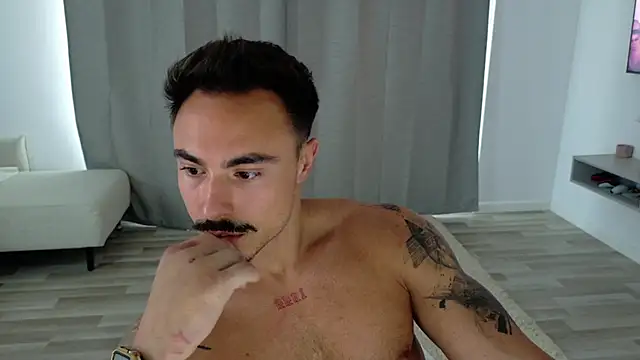 Snapshot of Master_Lukas chatting on 2, 6, 2026 Master Lukas online show from 2, 6, 2026
