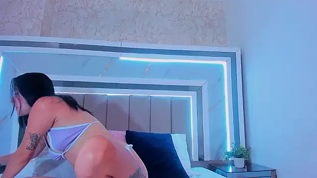 IsaBlue online show from 11, 2, 2026