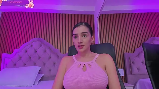 Violett hott  online show from 17, 3, 2026