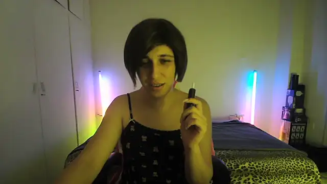 HoneyValentine online show from 4, 7, 2026