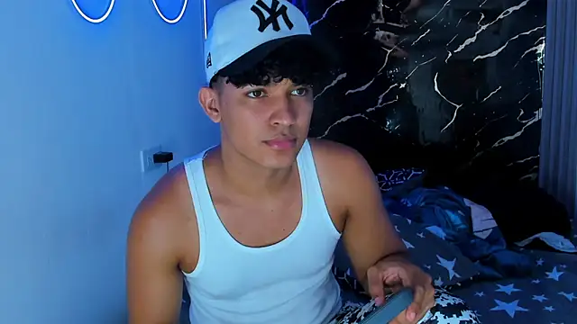 jamescurly00 online show from 6, 1, 2026