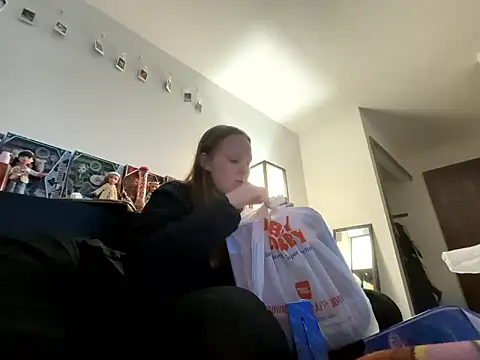 Snapshot of prettygirltracy_12 chatting on 7, 1, 2026 prettygirltracy 12 online show from 7, 1, 2026