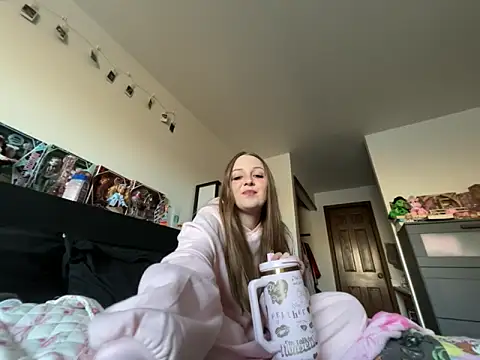 Snapshot of prettygirltracy_12 chatting on 31, 1, 2026 prettygirltracy 12 online show from 31, 1, 2026