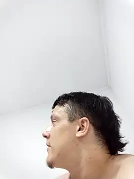 RAFAELQUINTEROSCAVALHEI online show from 17, 1, 2026