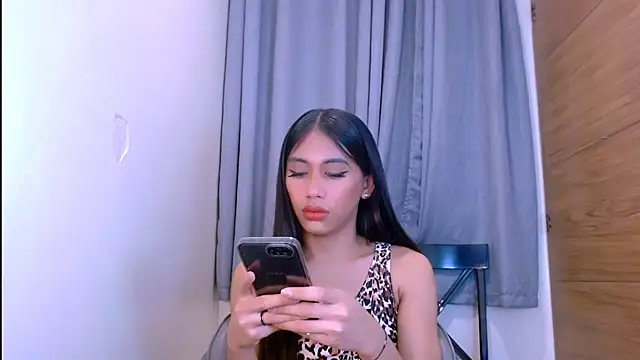 bigmeatcock luna online show from 17, 1, 2026