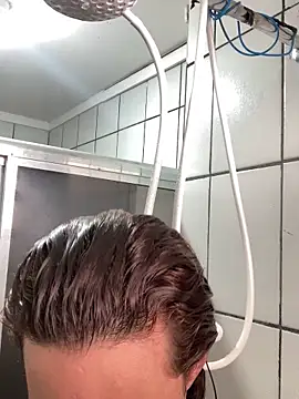 ofjuliaa online show from 14, 1, 2026