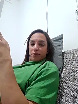 ofjuliaa online show from 21, 2, 2026