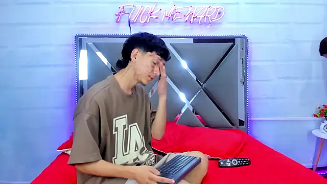 Snapshot of BunnyLove_ chatting on 27, 2, 2026 BunnyLove online show from 27, 2, 2026