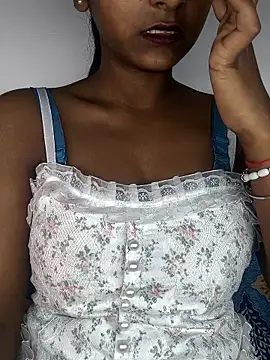 Snapshot of Royal-girl78 chatting on 9, 1, 2026 Royal-girl78 online show from 9, 1, 2026