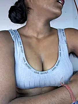 Snapshot of Royal-girl78 chatting on 15, 1, 2026 Royal-girl78 online show from 15, 1, 2026