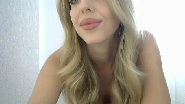 Snapshot of LizaSweetyq chatting on 26, 6, 2026 LizaSweetyq online show from 26, 6, 2026