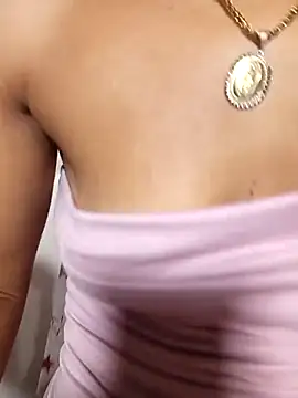 Snapshot of chikivivi- chatting on 28, 3, 2026 chikivivi- online show from 28, 3, 2026