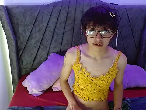 Angel adrien online show from 2, 2, 2026