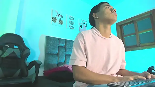 Liamsubtle01 online show from 9, 4, 2026