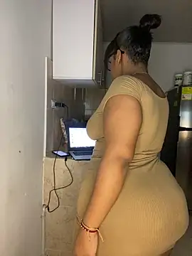 Snapshot of NataliaMillers chatting on 22, 5, 2026 NataliaMillers online show from 22, 5, 2026