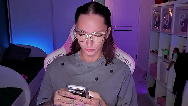 SibylVex online show from 6, 2, 2026