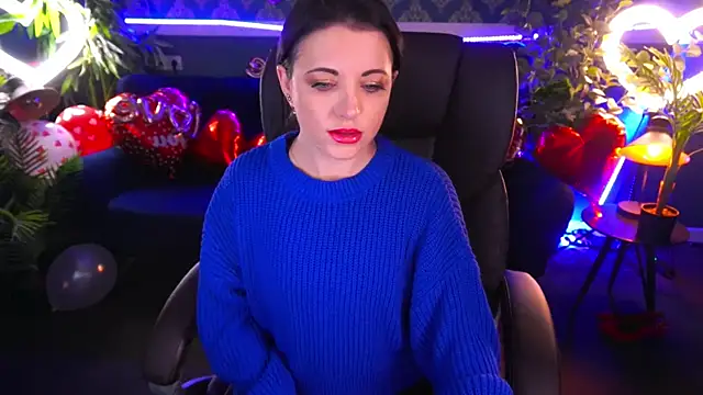 Dafni Monn online show from 8, 2, 2025