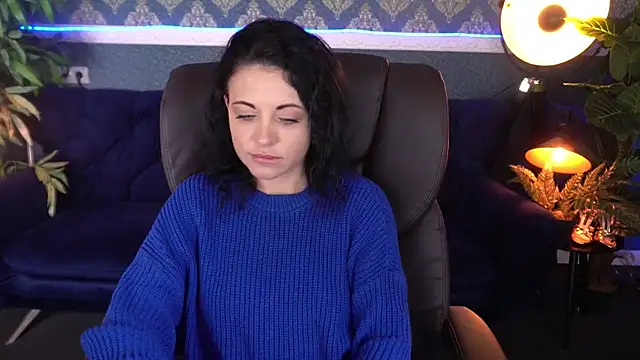 Dafni Monn online show from 20, 11, 2025