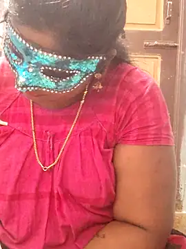 Snapshot of divyasree1431 chatting on 5, 2, 2026 divyasree1431 online show from 5, 2, 2026