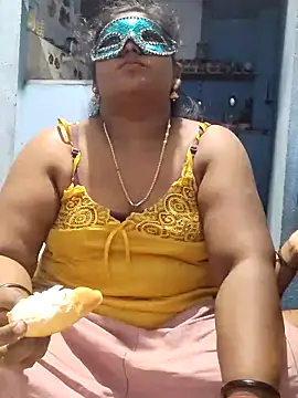 Snapshot of divyasree1431 chatting on 7, 2, 2026 divyasree1431 online show from 7, 2, 2026