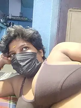 Snapshot of divyasree1431 chatting on 12, 2, 2026 divyasree1431 online show from 12, 2, 2026