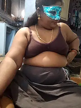 Snapshot of divyasree1431 chatting on 16, 2, 2026 divyasree1431 online show from 16, 2, 2026