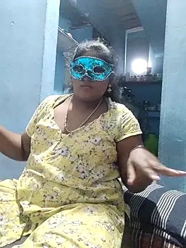 Snapshot of divyasree1431 chatting on 17, 2, 2026 divyasree1431 online show from 17, 2, 2026