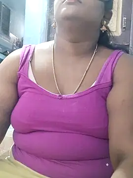 Snapshot of divyasree1431 chatting on 18, 2, 2026 divyasree1431 online show from 18, 2, 2026