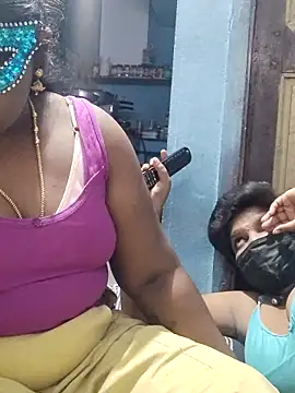 Snapshot of divyasree1431 chatting on 18, 2, 2026 divyasree1431 online show from 18, 2, 2026