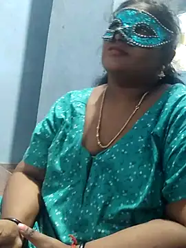 Snapshot of divyasree1431 chatting on 1, 3, 2026 divyasree1431 online show from 1, 3, 2026